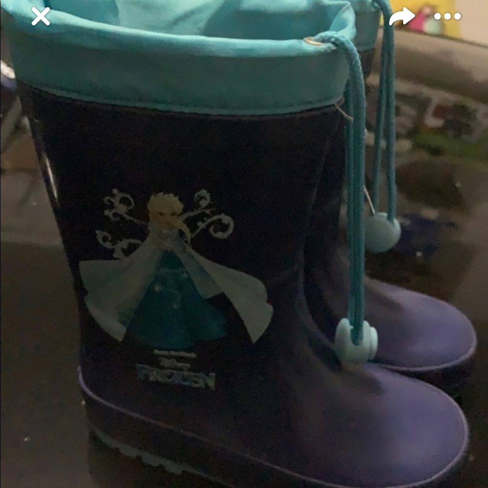 Rain boots kids